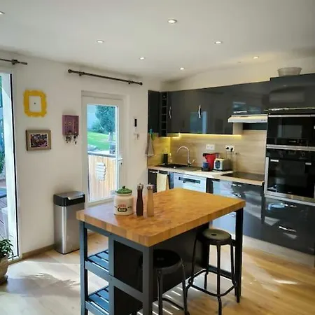 Villa Au Petit Mazet - 4 Personnes *