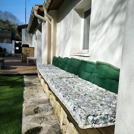 Villa Au Petit Mazet - 4 Personnes Nimes