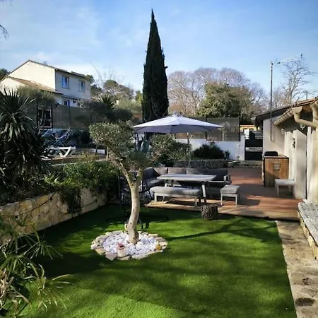 Villa Au Petit Mazet - 4 Personnes Nimes